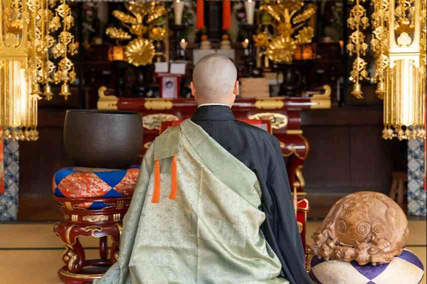 寺院僧侶