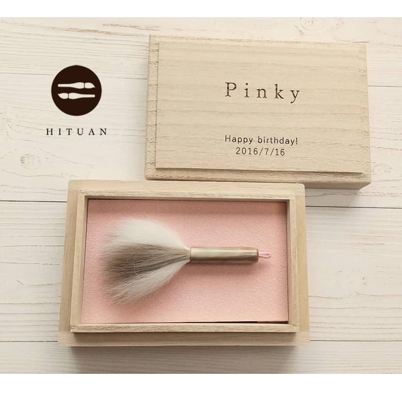 ペットの抜け毛で作る小さな筆