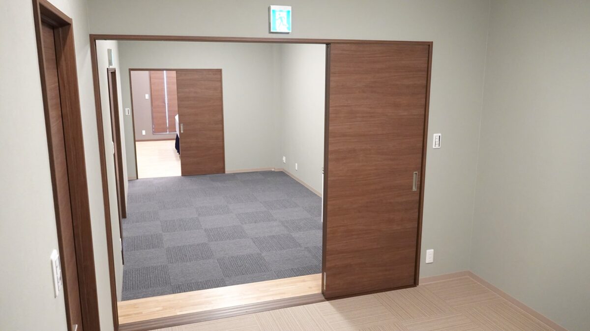 フローラルホール